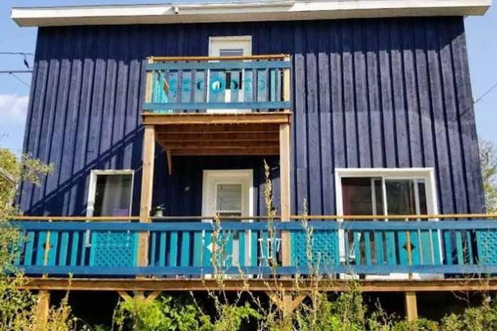 Gîte pour 7 personnes, avec balcon et vue dans Sainte-Rose-du-Nord