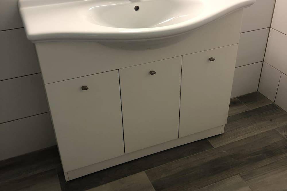 Appartamento intero, Vacanza da sogno in Corsica con piscina comune in Alata (Corsica), Ajaccio e dintorni