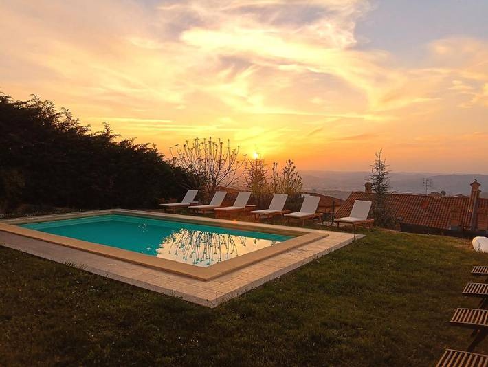 Chambre d’hôte pour 2 personnes, avec Terrasse et Jardin ainsi que Piscine et Vue à Treiso