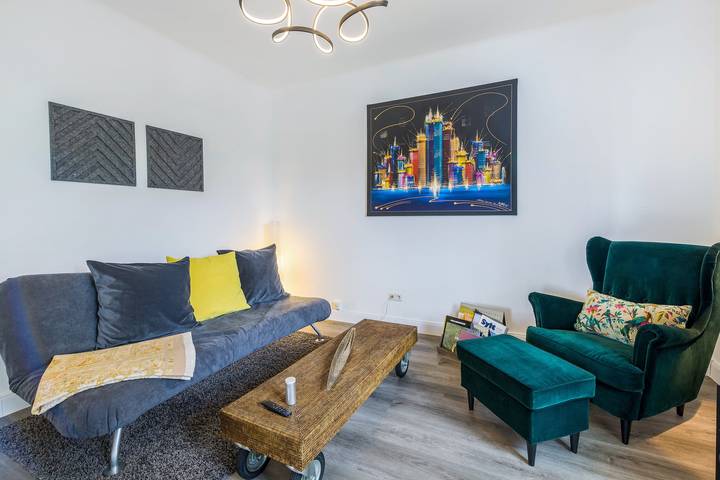 Ganze Wohnung, Arbeiten oder entspannen in Gevelsberg - 120 qm mit Klimaanlage & Balkon in Gevelsberg, Ennepe-Ruhr-Kreis