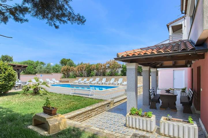 Ferienwohnung für 6 Personen, mit Garten und Terrasse - 1