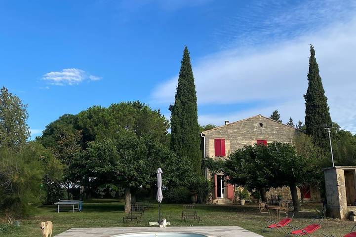 Location de vacances pour 8 personnes, avec Jardin à Beauvoisin