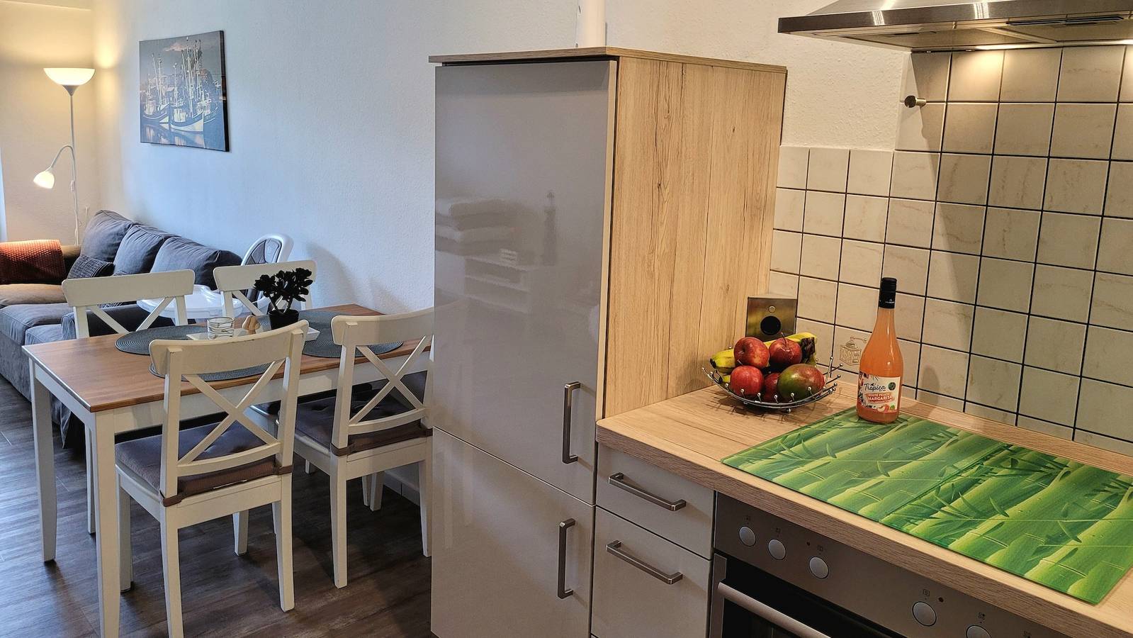 Ganze Wohnung, Apartment „Leni“ mit privater Terrasse und Gemeinschaftsgarten in Büsum, Nordseeküste