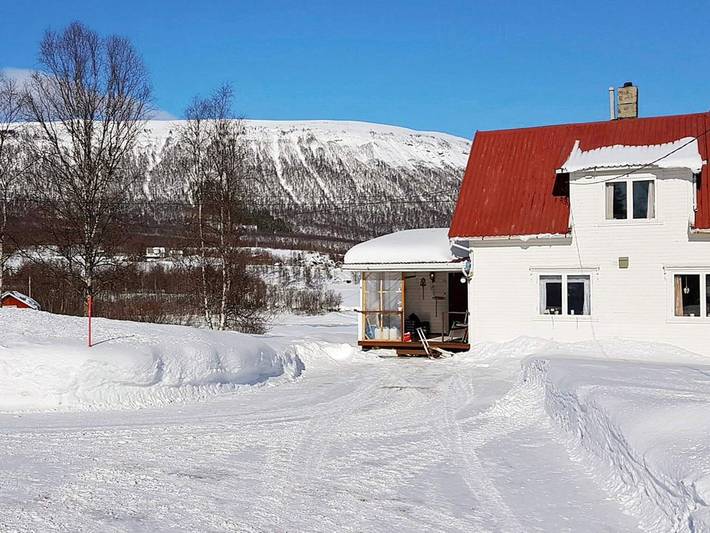 Ferienhaus für 6 Personen, mit Terrasse und Garten, kinderfreundlich in Troms - 3
