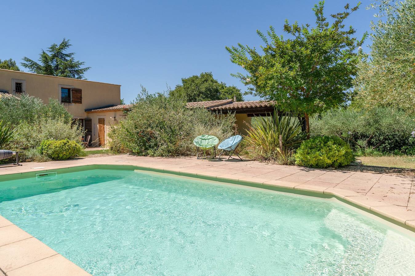 Villa 'Gite De Camp Chéri' with Shared Pool, Wi-Fi and Air Conditioning in Sommières, Mediterranean Coast (France)