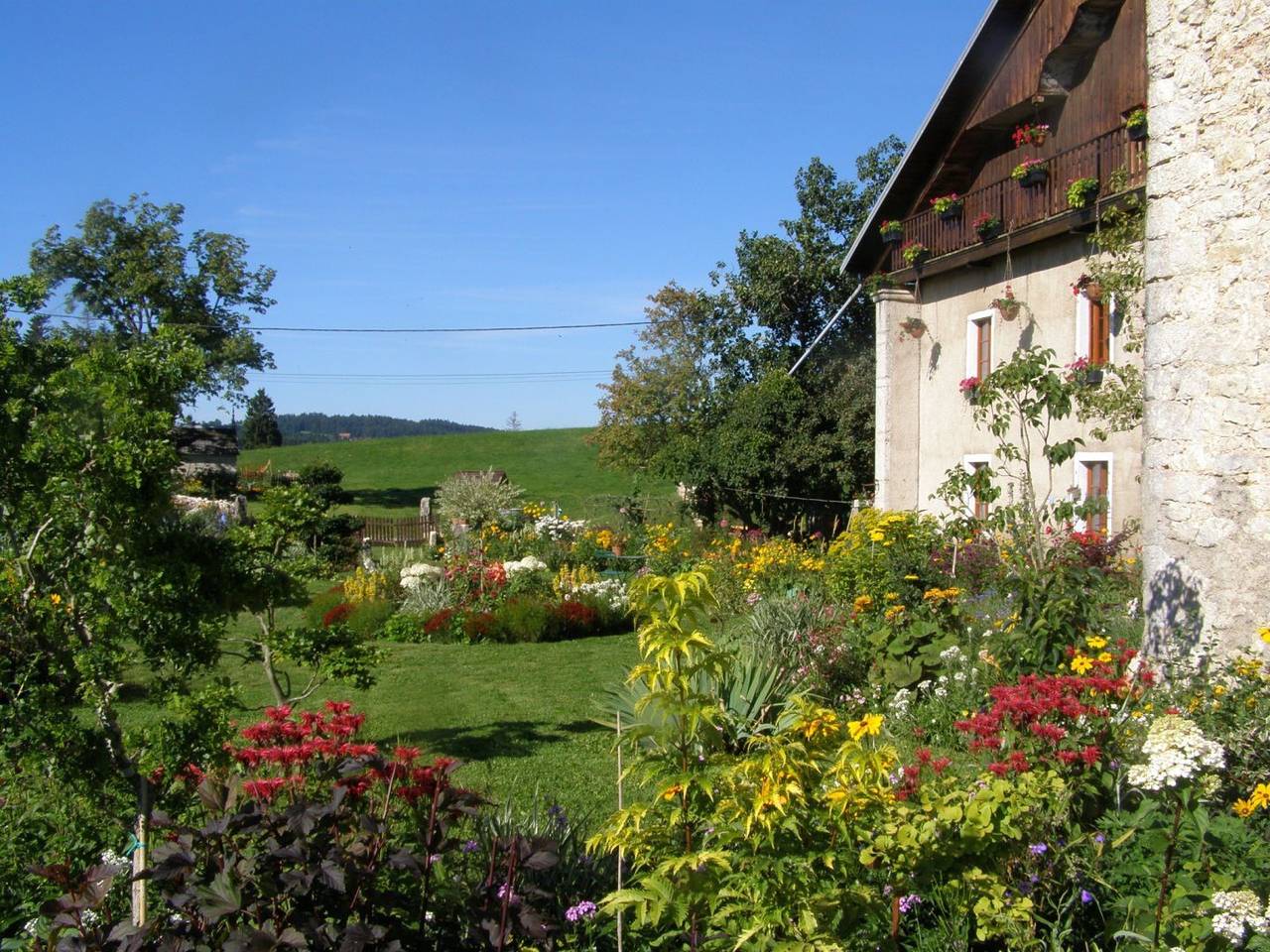 Chambres d'hôtes La Ferme des Louisots - Chambre Comtoise in Fournet-Blancheroche, Doubs