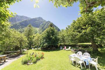 Chalet pour 24 Personnes dans Le Bourg-d'Oisans, Parc national des Écrins, Photo 1