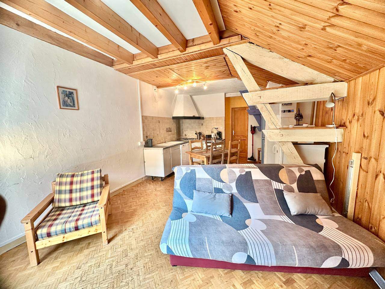 Entire apartment, Apartment 'Chez Zoë Au Chalet De Segure' with Mountain View, Shared Garden and Wi-Fi in Abriès-Ristolas, Queyras