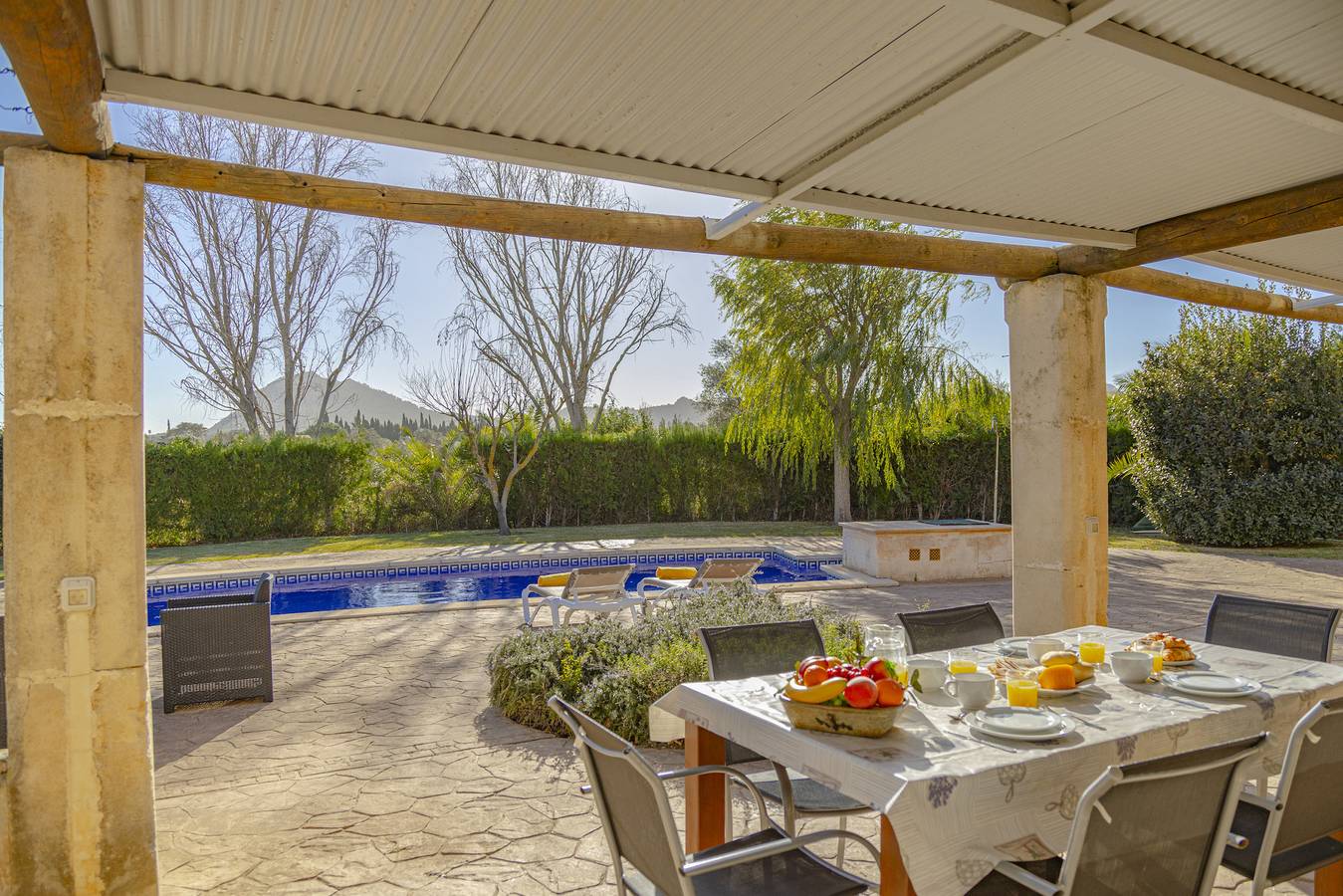 Finca Can Castell 1 para 6 con piscina, Bbq, Wifi gratis in Alcúdia, Nord Majorca