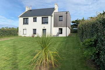 Location de vacances pour 8 personnes, avec jardin dans Plage Pors-Meur