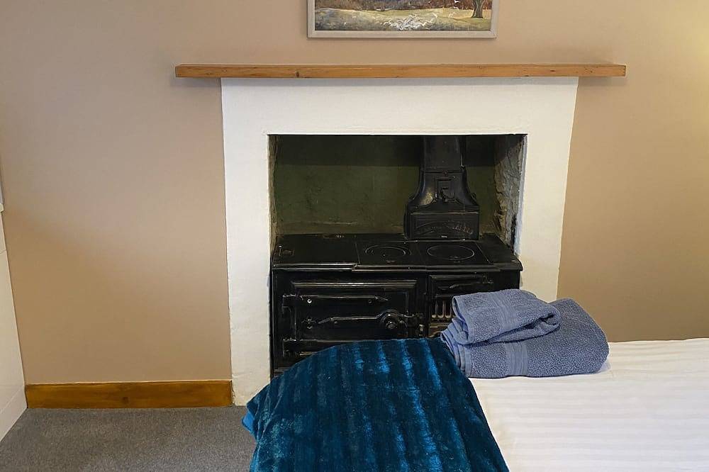 Wood fired Hot Tub in Ballachulish, Highlands