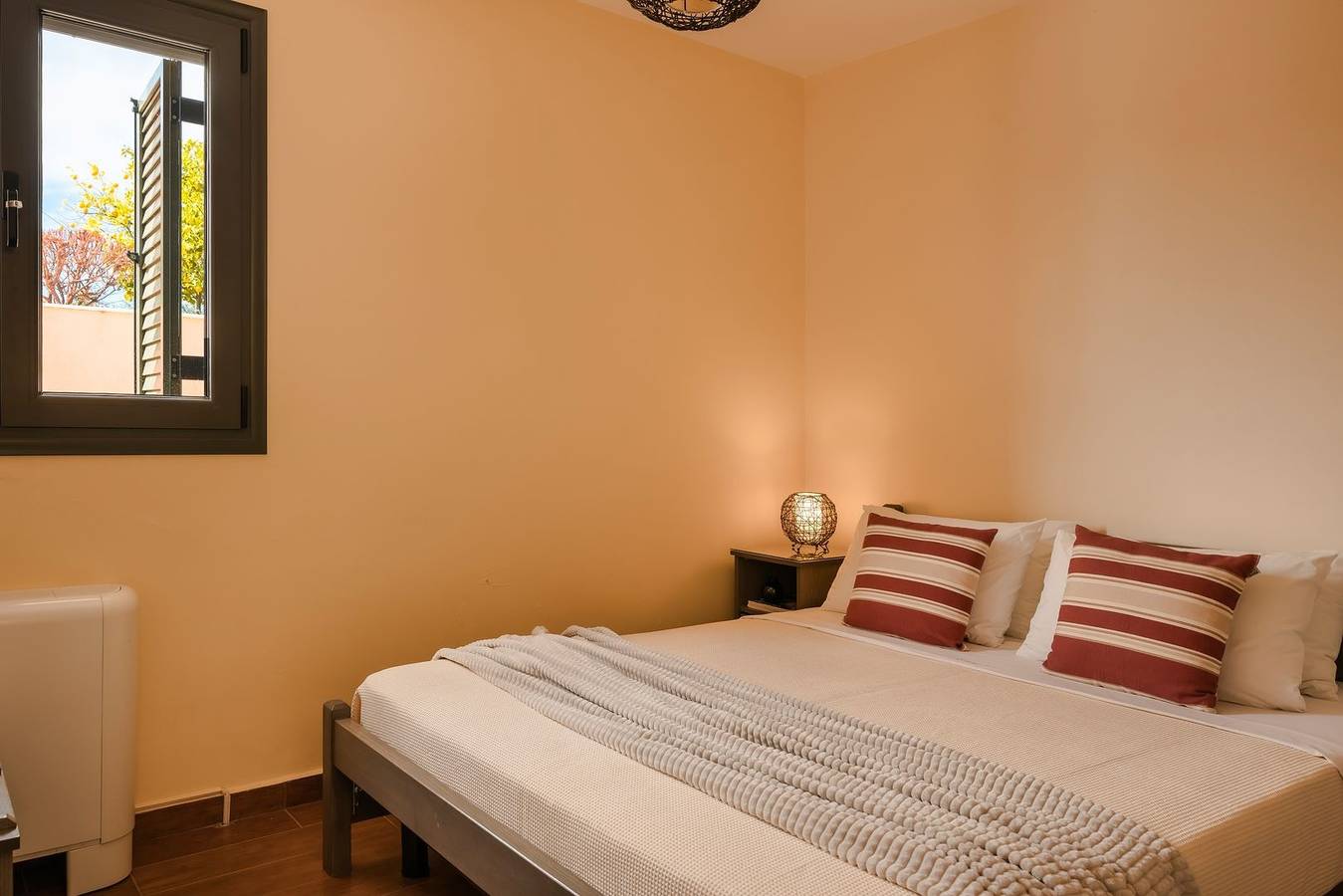 Ganze Wohnung, Ferienwohnung für 5 Personen mit Garten in Karavados, Kefalonia