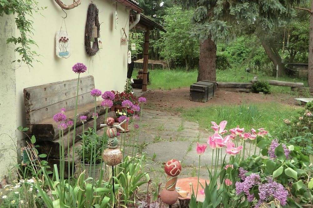 Ganze Wohnung, Linas Töpferhof - individuelle Ferienwohnung in Weißenfels, Saale-Unstrut