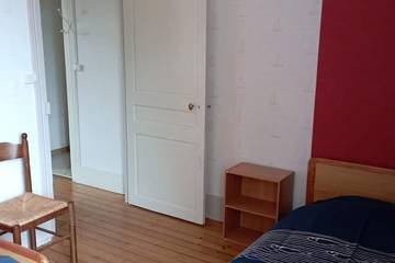 Location De Vacances pour 8 Personnes dans La Truchère, Région de Mâcon, Photo 2