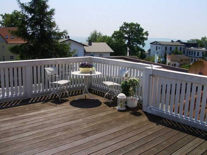 Ferienwohnung für 4 Personen, mit Terrasse und Seeblick sowie Ausblick in Sassnitz - 2