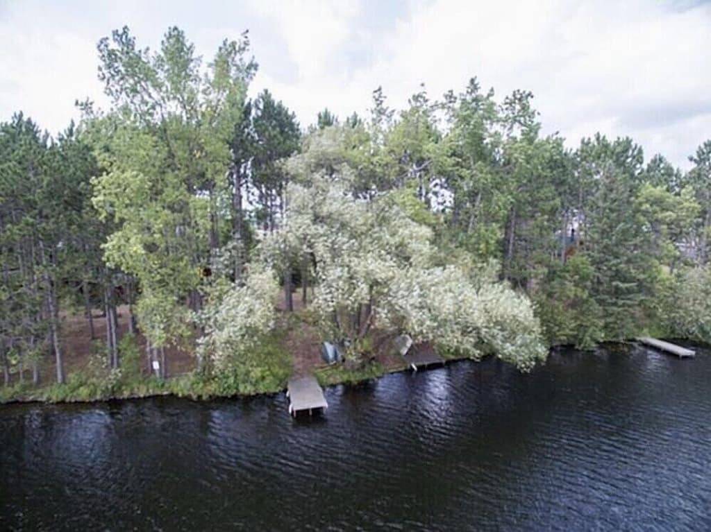 The Bear Den - Studio Cabin im Herzen von Hayward in Hayward, Sawyer County