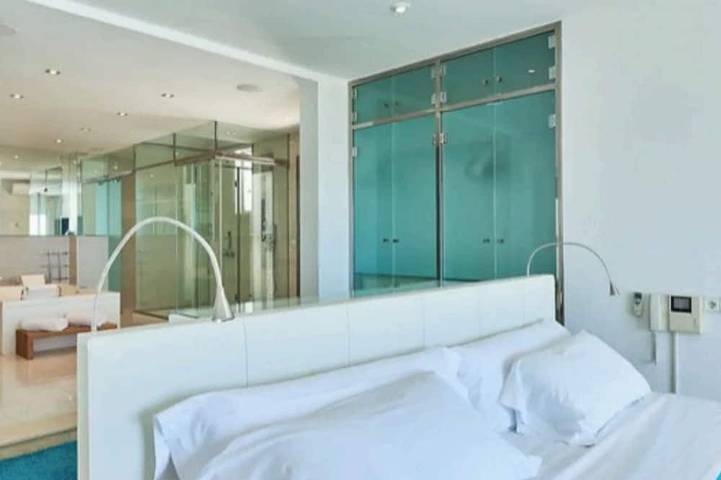 Villa pour 8 personnes, animaux acceptés à Roca Llisa - 2