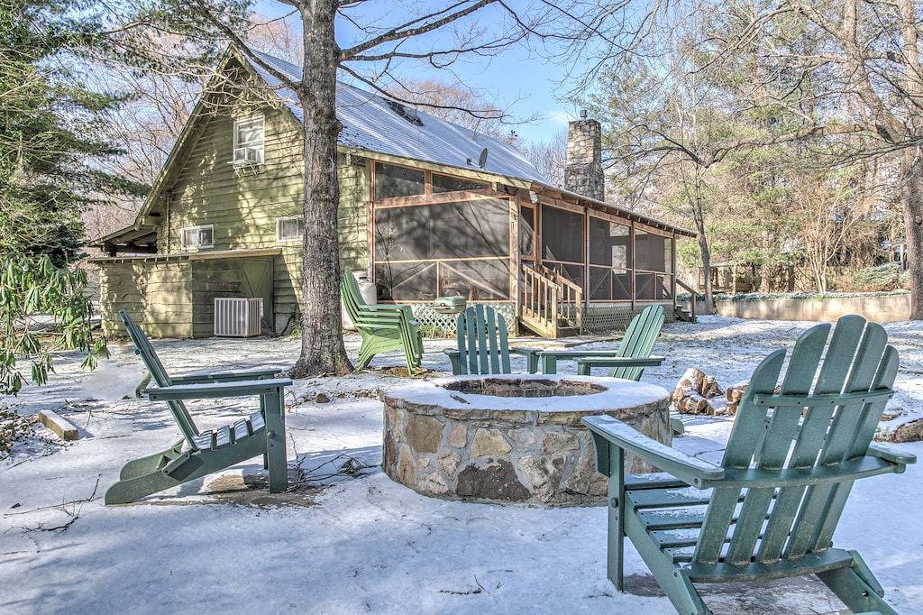 Creek Vorderkajüte im Herzen von Maggie Valley! in Blue Ridge Parkway, Maggie Valley