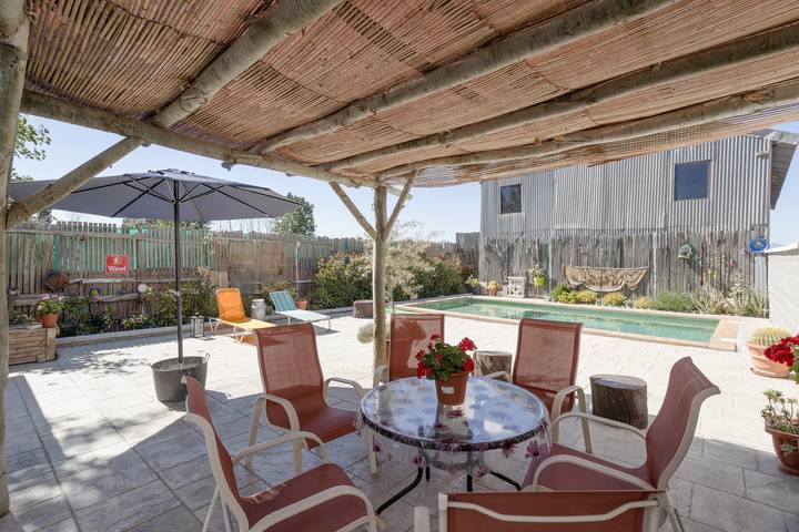 Casa rural para 18 personas, con jardín, Se admiten mascotas en Vega de Granada - 2
