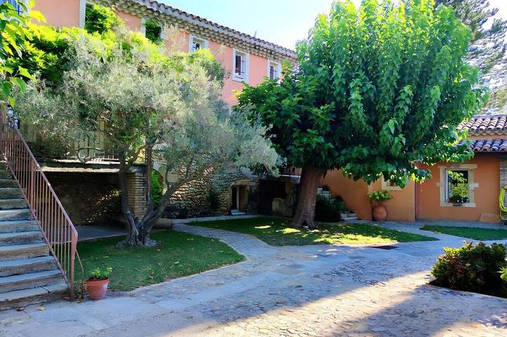 Holiday apartment for 4 people, with terrace and garden as well as pool - 1