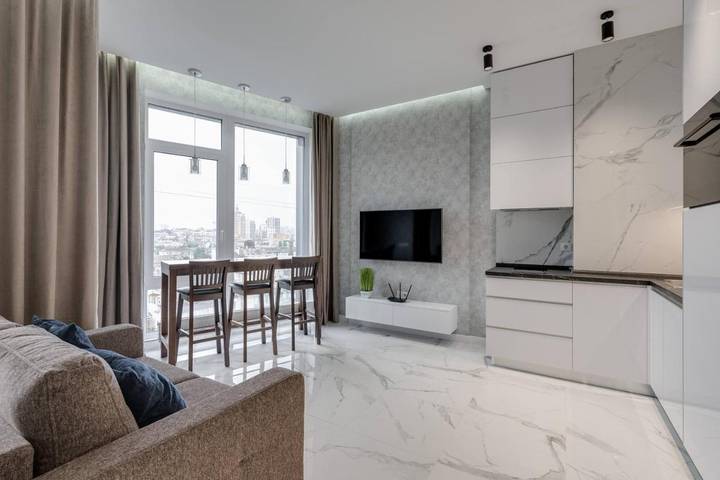 Apartamento para 2 personas, con balcón y vistas en Ucrania