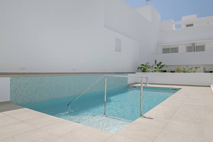 Ganze Wohnung, Apartment 'La Casa De Emilie – Nur Familien' mit Pool, WLAN & Klimaanlage in Conil de la Frontera, Costa de la Luz