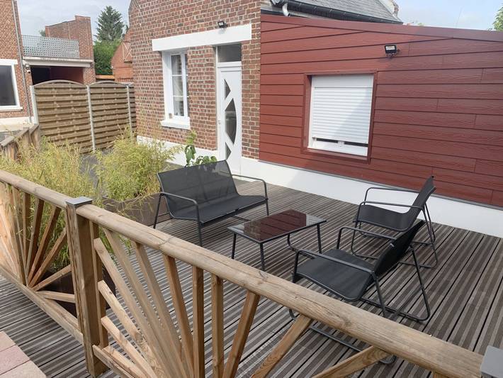 Gîte pour 2 personnes, avec terrasse et jardin dans Chaulnes