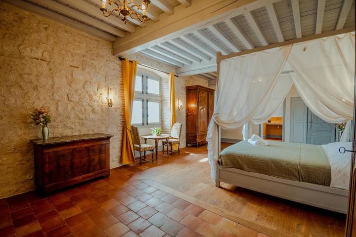 Gîte pour 5 personnes, avec vue ainsi que piscine et jardin à Lauzerte - 2
