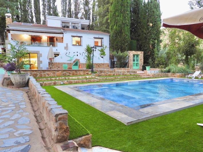 Casa de vacaciones para 19 personas, con Balcón y Jardín en Provincia de Jaén