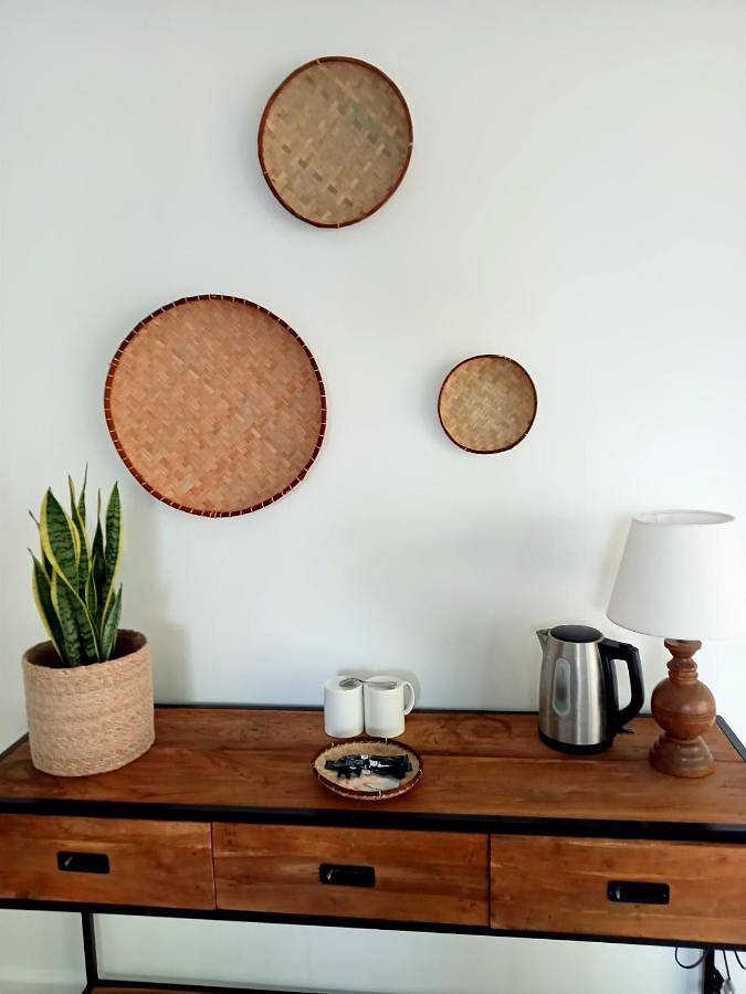 Gîte pour 2 personnes, avec vue ainsi que jardin et piscine dans Papara - 3