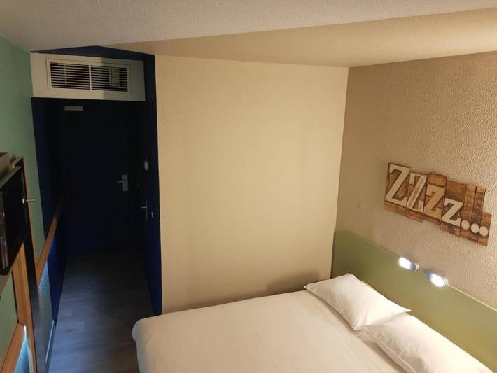 Hôtel pour 2 personnes, avec vue et jardin, animaux acceptés à Saint-Christol-lès-Alès - 4