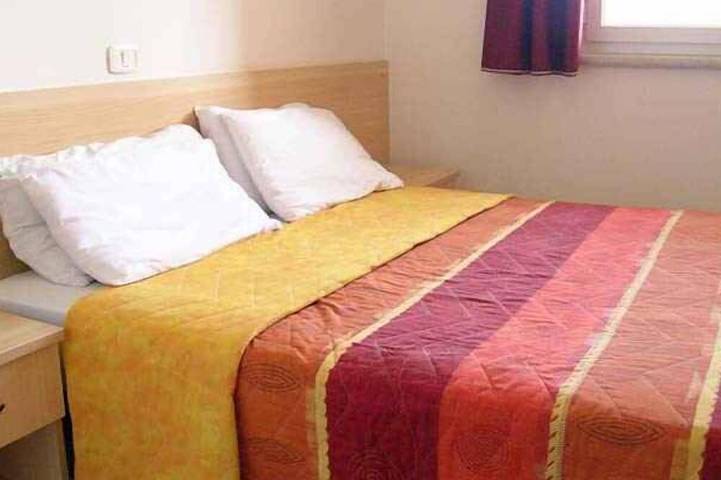 Ferienwohnung für 7 Personen, mit Pool und Garten in Peschiera del Garda - 2