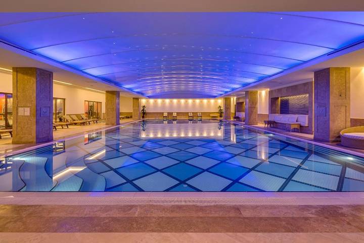 Hôtel pour 3 personnes, avec sauna et jacuzzi ainsi que terrasse et piscine - 1