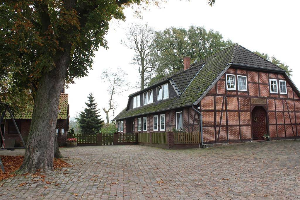 Ganze Ferienwohnung, Appartement/Fewo, Dusche und Bad, Wc, 3 Schlafräum in Wienhausen, Lüneburger Heide