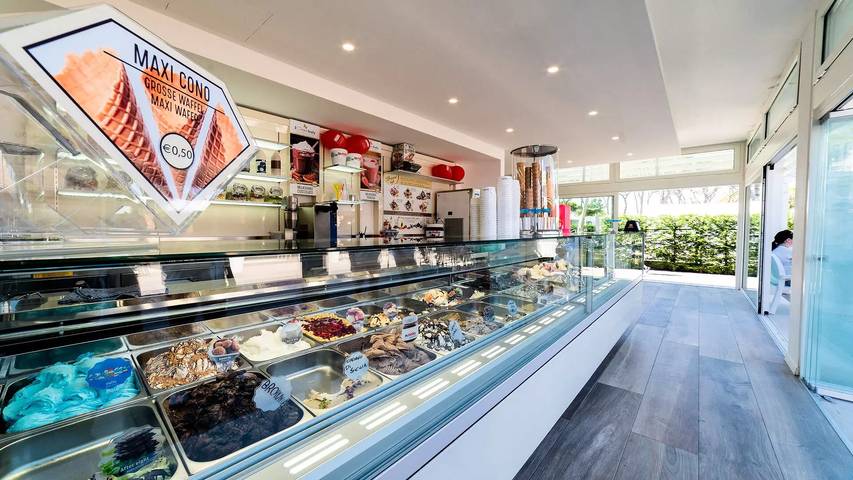 Camping für 4 Personen, mit Terrasse und Pool, mit Haustier in Cavallino-Treporti - 4