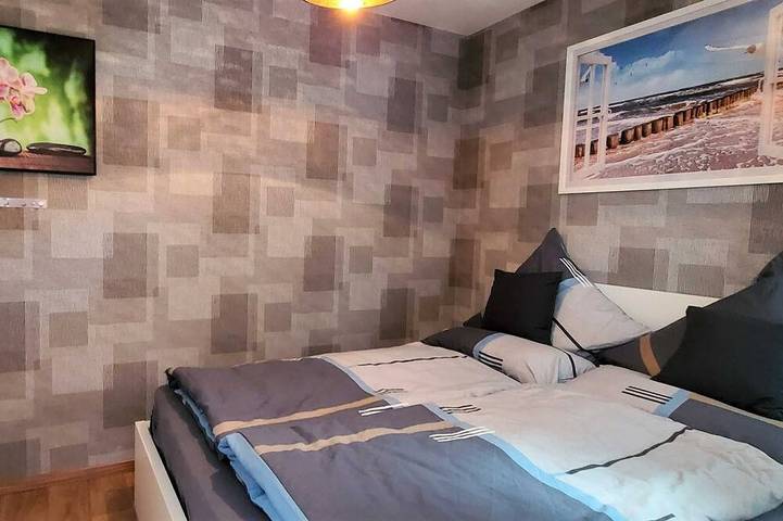 Ferienhaus für 4 Personen, mit Terrasse und Garten in Bensersiel - 2