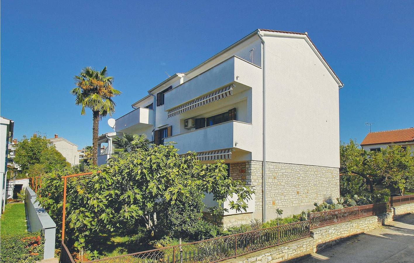 Apartamento vacacional entero, Apartamento de vacaciones para 5 personas con terraza in Poreč, Grad Poreč