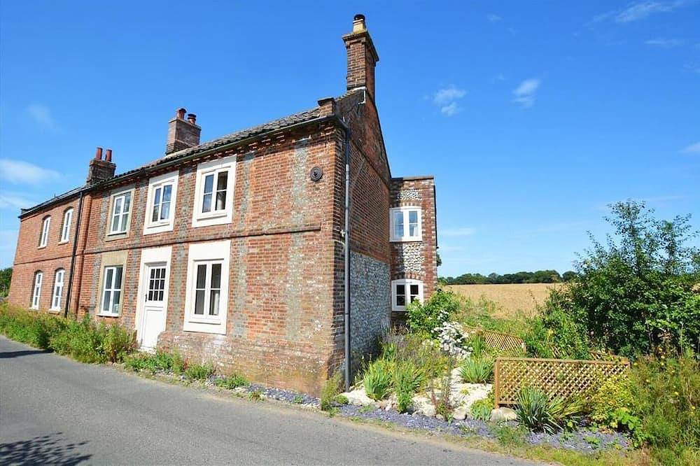 2 Bed in Bodham in Bodham, Norfolk Coast