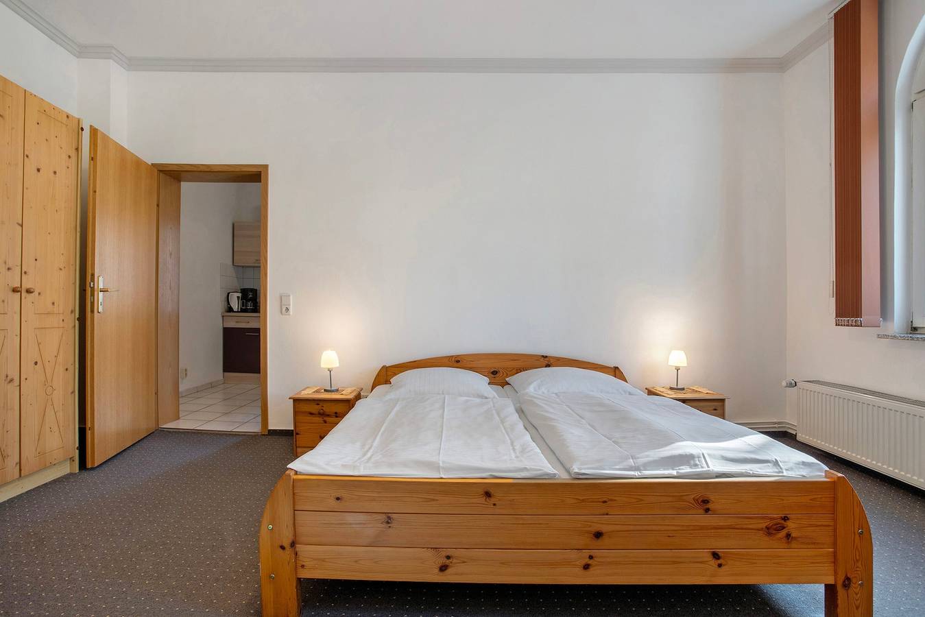 Apartamento entero, Apartamento 'Fewo "Herrensee" An Der Kietzbrücke' con vistas al lago, jardín compartido y Wi-Fi in Waren (Müritz), Lago Müritz