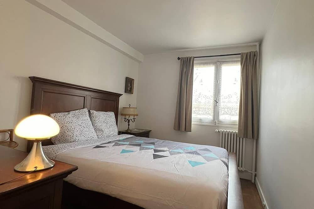 Entire apartment, Small village ambiance apartment 1km to Paris in Le Pré-Saint-Gervais, Seine-Saint-Denis