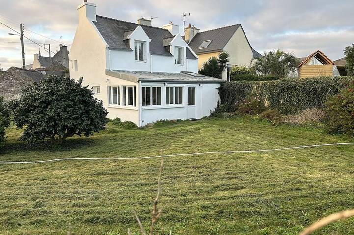 Ferienhaus für 8 Personen, mit Terrasse und Whirlpool sowie Garten - 1