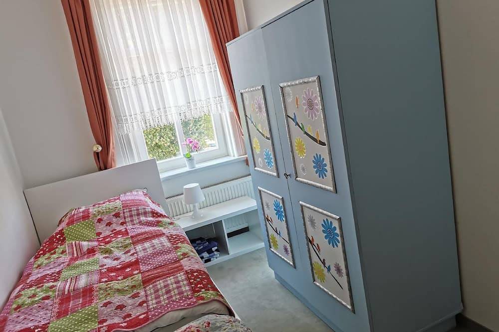 Ganze Wohnung, Ferienwohnung Tabarz für 1 - 4 Personen mit 2 Schlafzimmern - Ferienwohnung in Tabarz, Rennsteig