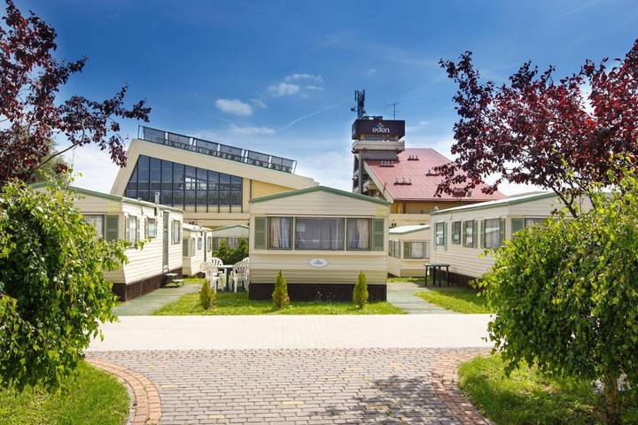 Lodge für 4 Personen, mit Whirlpool und Terrasse sowie Garten und Kinderpool in Mielno - 3