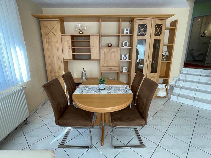 Ferienwohnung für 4 Personen, mit Terrasse und Ausblick in Maikammer - 2