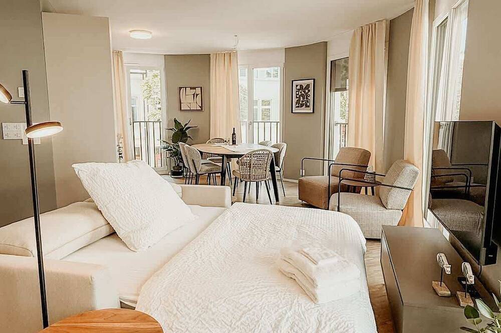 Apartamento entero, Just Sunny – 2.5-Room Apt near Messe & City Center in Basilea, Aargau-Basel