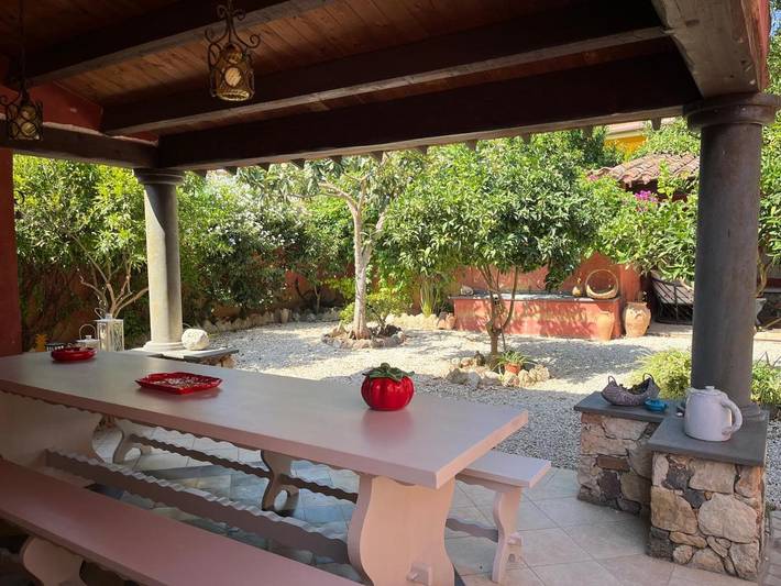 Casa vacanza per 6 persone, con Giardino a Riola Sardo