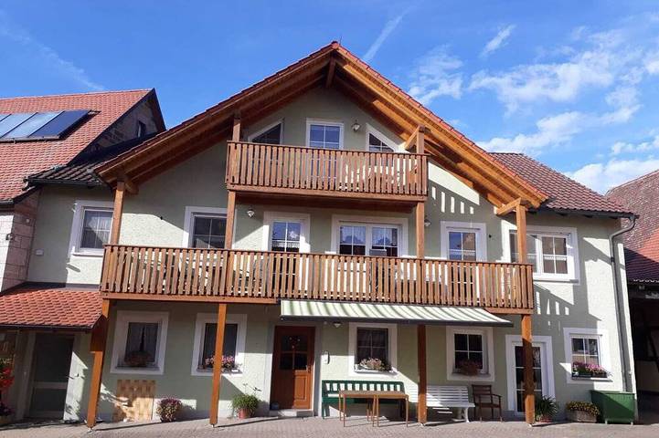 Ganze Wohnung, Ferienwohnung Klatschmohn (59 qm) in Adelshofen, Taubertal