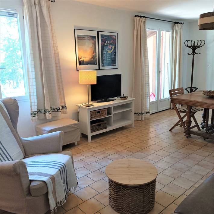 Casa vacanze "Chez Odette et Marcel" con vista Mont Ventoux, Wi-Fi e aria condizionata in Lagarde-Paréol, Vaucluse