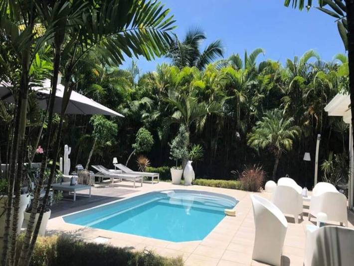 Apartamento de vacaciones para 6 personas, con jardín además de piscina y terraza - 1