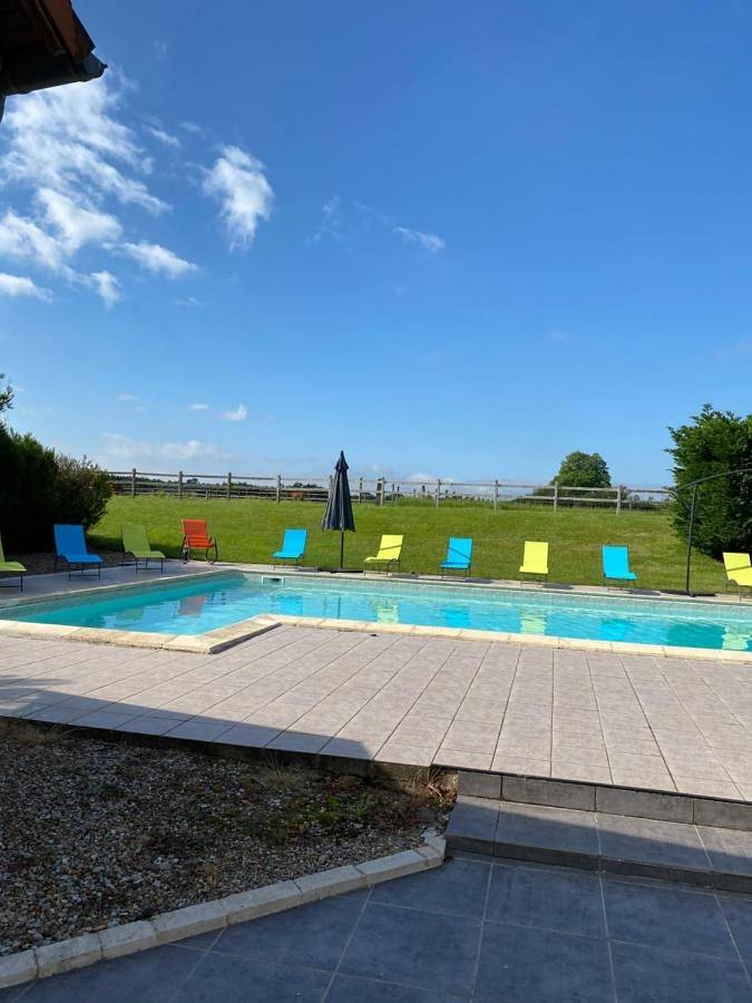 Soie Villalunoterie Futuroscope Piscine Spa 6pers in Paroisse Saint-Damien-en-Châtelleraudais, Vienne (France)